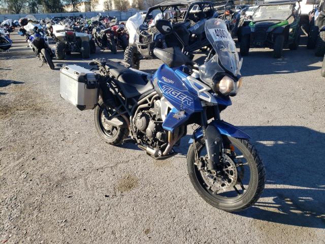 SMTE02BFXJT876045 - 2018 TRIUMPH CAR TIGER 800 XRX BLUE photo 1