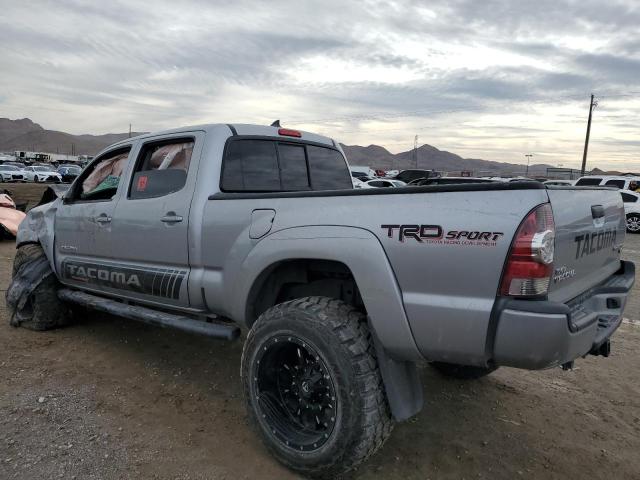 3TMKU4HN0FM046776 - 2015 TOYOTA TACOMA DOUBLE CAB PRERUNNER LONG BED SILVER photo 2