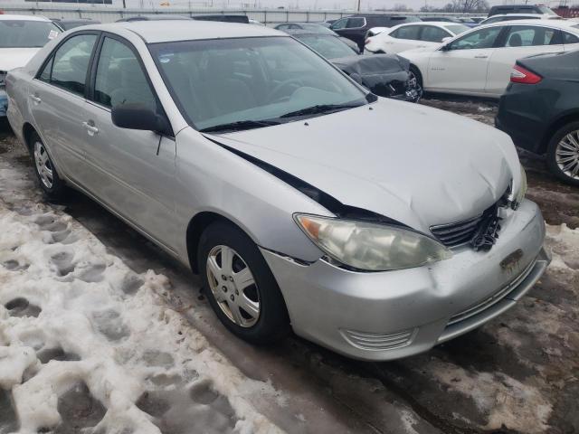 4T1BE32K25U420767 - 2005 TOYOTA CAMRY LE SILVER photo 4