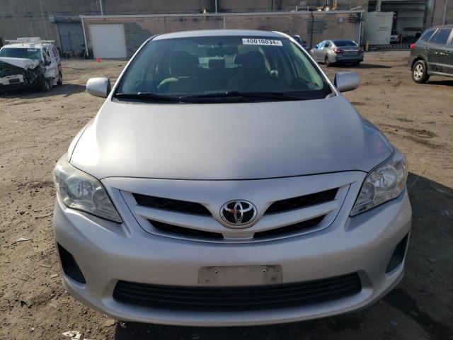 2T1BU4EE6BC728200 - 2011 TOYOTA COROLLA BASE SILVER photo 5