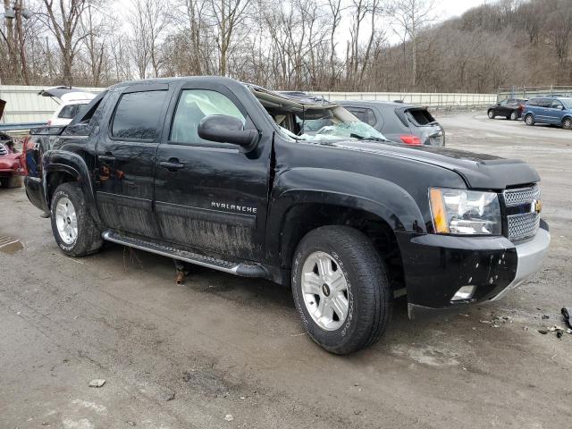 3GNTKFE75DG315630 - 2013 CHEVROLET AVALANCHE LT BLACK photo 4