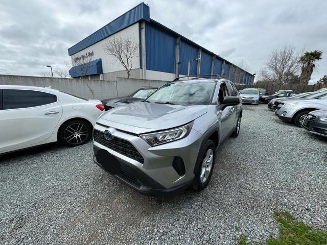 JTMLWRFV1KD005495 - 2019 TOYOTA RAV4 LE GRAY photo 2