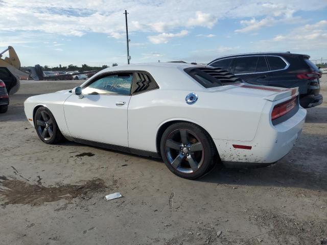 2C3CDYAGXEH299256 - 2014 DODGE CHALLENGER SXT WHITE photo 2