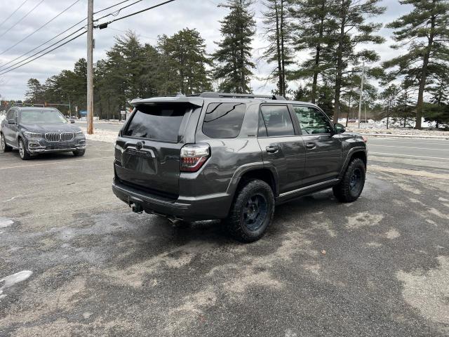 JTEBU5JR2J5544779 - 2018 TOYOTA 4RUNNER SR5/SR5 PREMIUM 灰色 照片 3