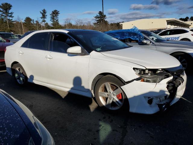 4T1BF1FK7DU299101 - 2013 TOYOTA CAMRY L WHITE photo 4