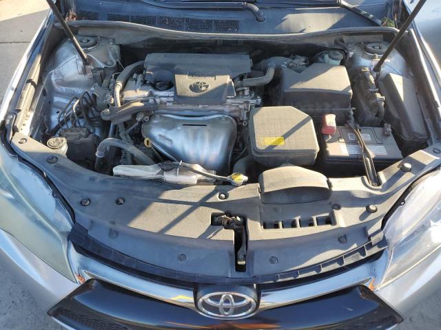 4T1BF1FK9FU071278 - 2015 TOYOTA CAMRY LE SILVER photo 11