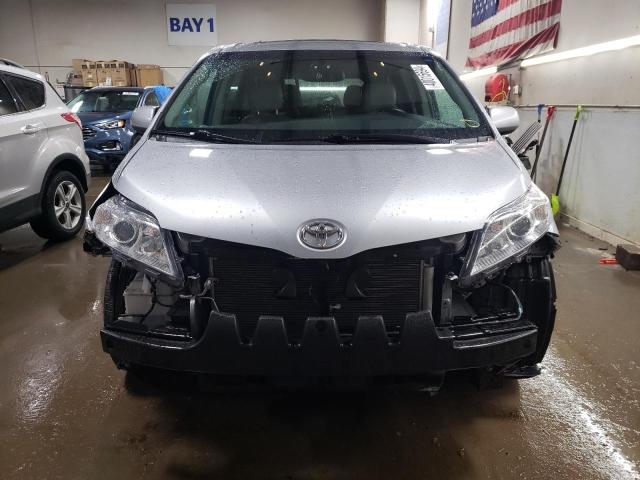 5TDDK3DC3FS115229 - 2015 TOYOTA SIENNA XLE SILVER photo 5