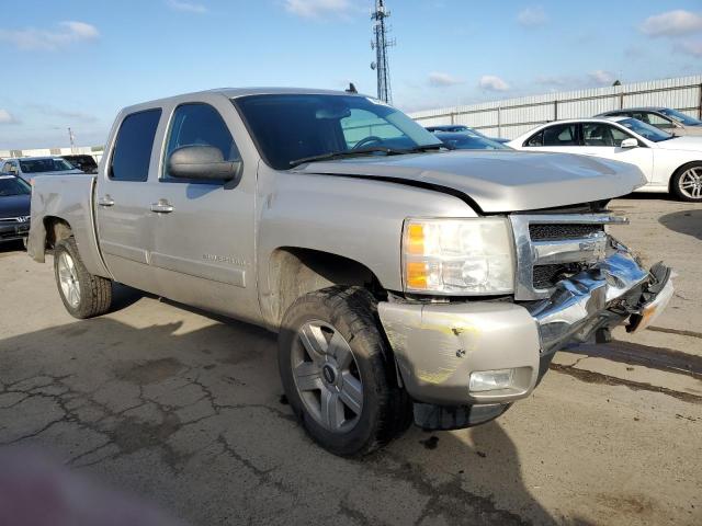 3GCEC13J48G212303 - 2008 CHEVROLET SILVER1500 C1500 TAN photo 4