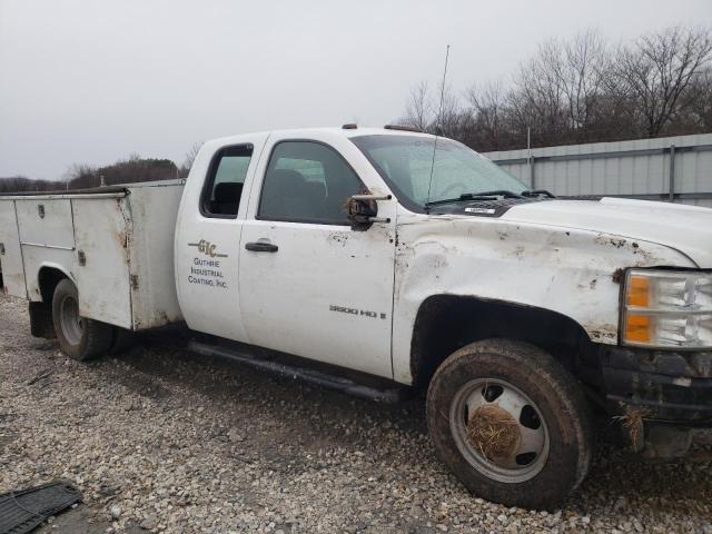 1GBJC79K89E127348 - 2009 CHEVROLET SILVERADO C3500 WHITE photo 9