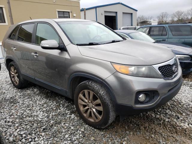 5XYKU3A15BG029920 - 2011 KIA SORENTO EX BROWN photo 4