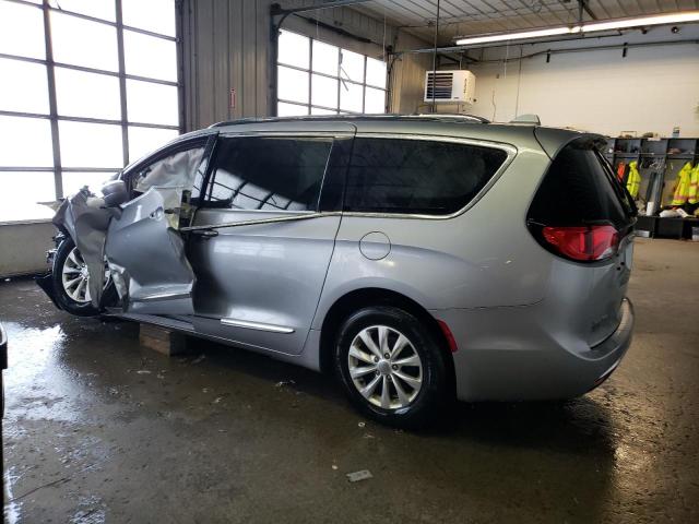 2C4RC1EGXJR136265 - 2018 CHRYSLER PACIFICA TOURING L PLUS SILVER photo 2