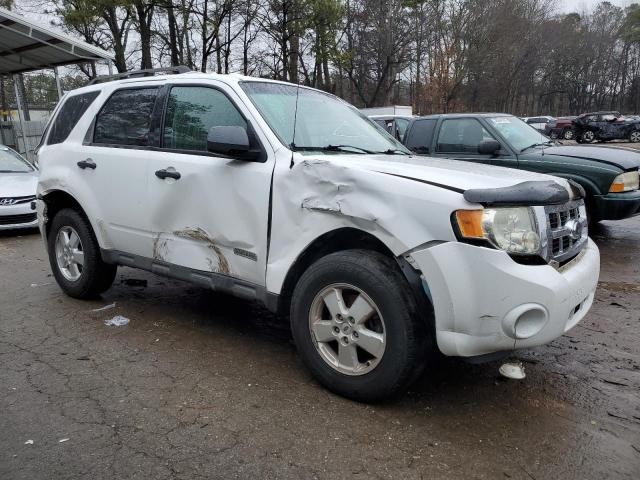 1FMCU03Z08KC82843 - 2008 FORD ESCAPE XLT WHITE photo 4