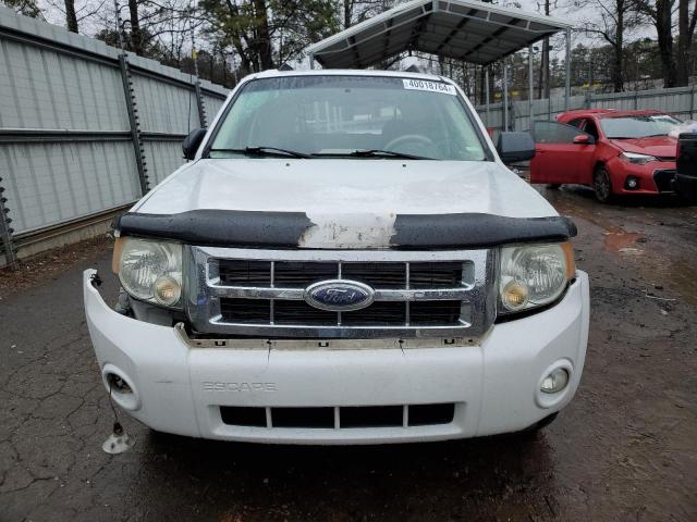 1FMCU03Z08KC82843 - 2008 FORD ESCAPE XLT WHITE photo 5