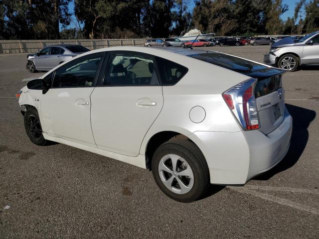 JTDKN3DU9F1916672 - 2015 TOYOTA PRIUS WHITE photo 2