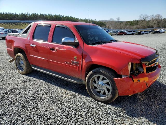 3GNNCFE00AG264462 - 2010 CHEVROLET AVALANCHE LT RED photo 4