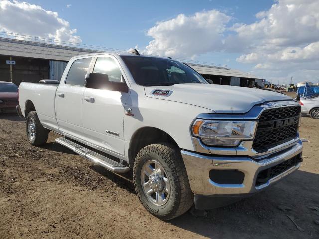 3C6UR5JL1LG188001 - 2020 RAM 2500 BIG HORN WHITE photo 4