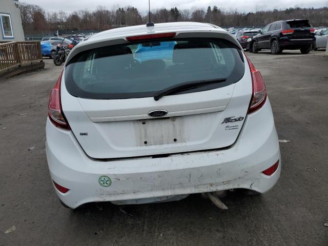 3FADP4EJ4FM118571 - 2015 FORD FIESTA SE WHITE photo 6