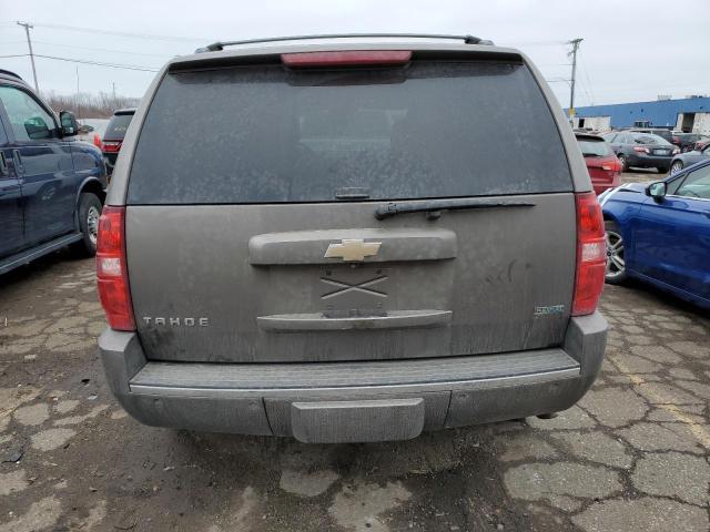 1GNSKCE00BR396112 - 2011 CHEVROLET TAHOE K1500 LTZ GRAY photo 6