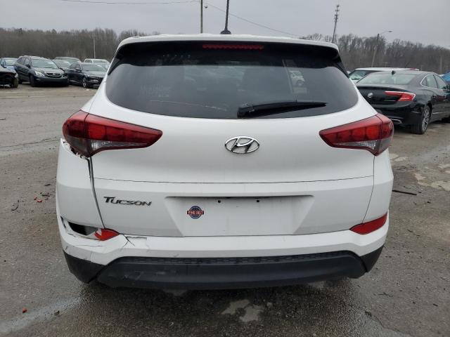 KM8J23A47GU183042 - 2016 HYUNDAI TUCSON SE WHITE photo 6