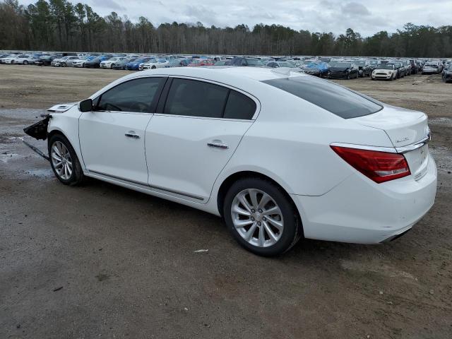 1G4GB5G3XGF141022 - 2016 BUICK LACROSSE WHITE photo 2