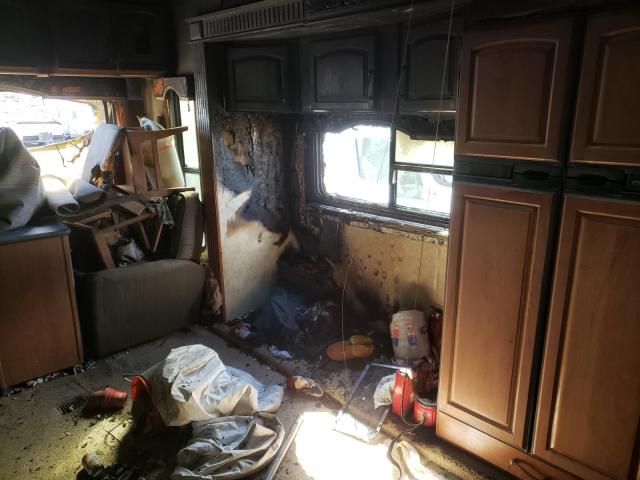 4YDF31027D4700652 - 2013 KEYSTONE MONTANA 白色 照片 5