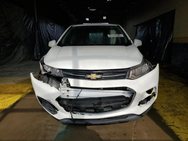 KL7CJNSB2JB713006 - 2018 CHEVROLET TRAX LS WHITE photo 5