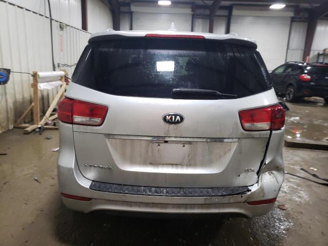 KNDMC5C15G6108017 - 2016 KIA SEDONA EX SILVER photo 6