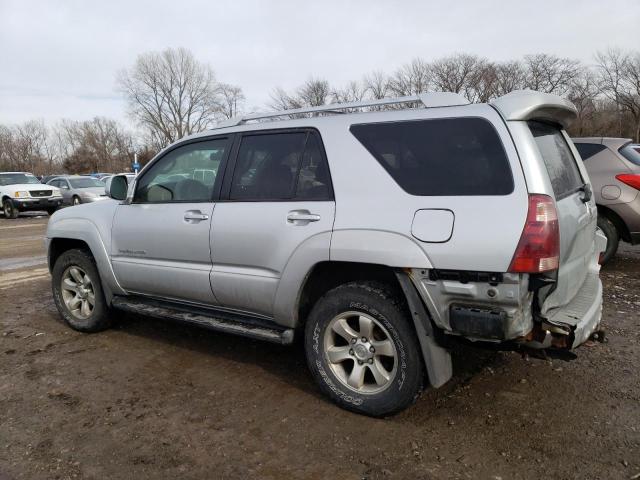 JTEBT14R258020821 - 2005 TOYOTA 4RUNNER SR SILVER photo 2