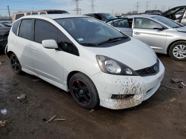 JHMGE8H58DC049898 - 2013 HONDA FIT SPORT WHITE photo 4