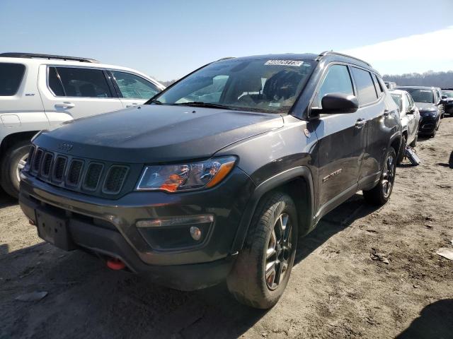 3C4NJDDB0JT210284 - 2018 JEEP COMPASS TRAILHAWK GRAY photo 1