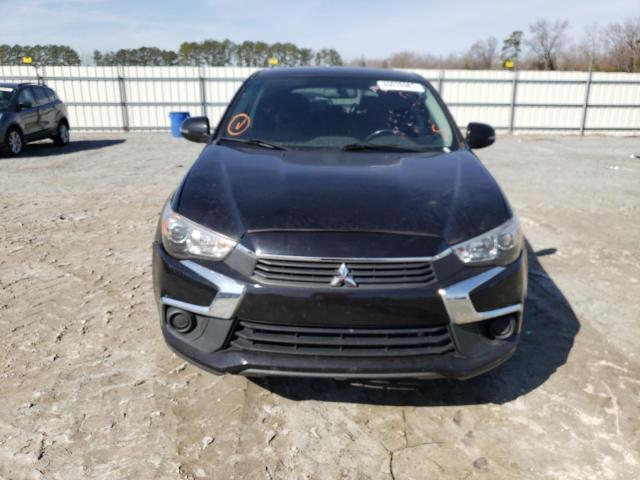 JA4AP3AU2HZ014633 - 2017 MITSUBISHI OUTLANDER ES BLACK photo 5