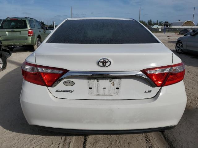 4T1BF1FK2GU175984 - 2016 TOYOTA CAMRY LE WHITE photo 6