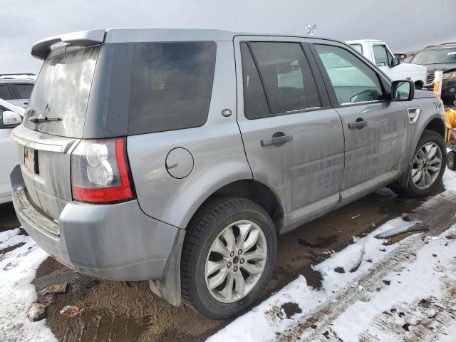 SALFR2BN7CH286609 - 2012 LAND ROVER LR2 HSE SILVER photo 3