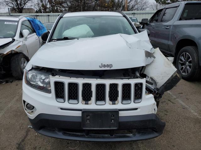 1C4NJCBAXHD185589 - 2017 JEEP COMPASS SPORT WHITE photo 5