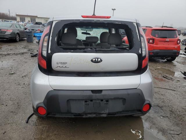 KNDJP3A51F7753340 - 2015 KIA SOUL + GRAY photo 6