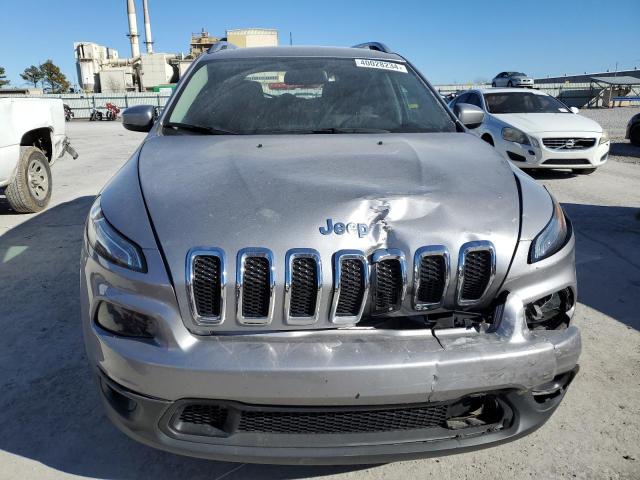 1C4PJLCB1JD537044 - 2018 JEEP CHEROKEE LATITUDE GRAY photo 5