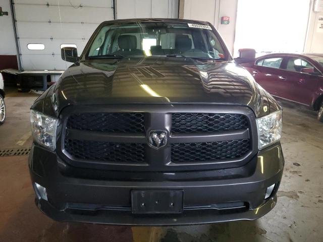 1C6RR7FT5JS334626 - 2018 RAM 1500 ST GRAY photo 5