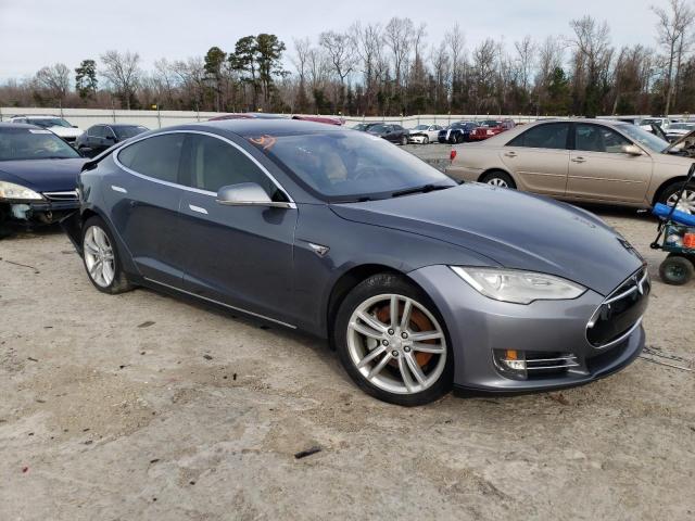 5YJSA1CG2DFP08407 - 2013 TESLA MODEL S 蓝色 照片 4