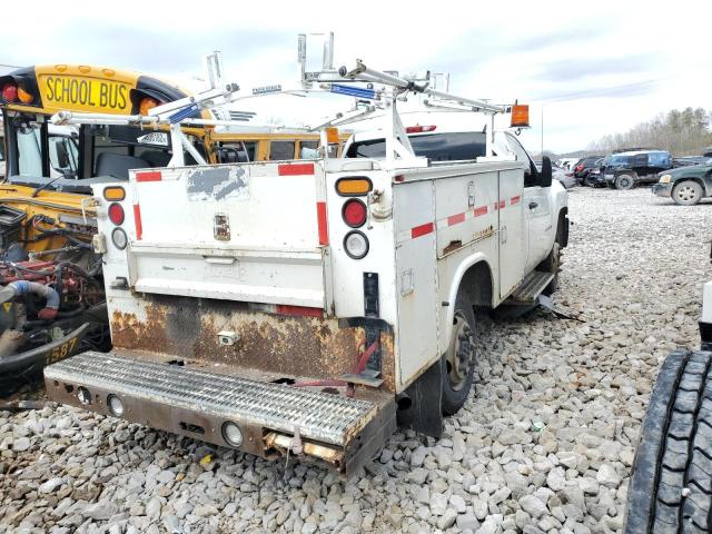 1GBHC74K59F147265 - 2009 CHEVROLET SILVERADO C3500 WHITE photo 3