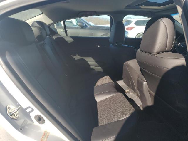 19VDE1F78EE002275 - 2014 ACURA ILX 20 TECH WHITE photo 10