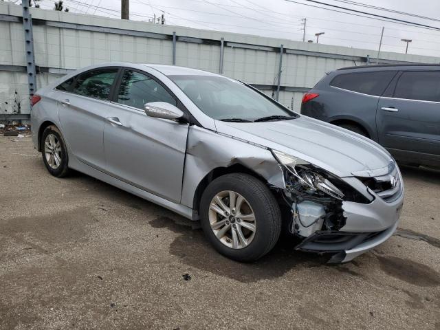 5NPEB4AC9EH874034 - 2014 HYUNDAI SONATA GLS SILVER photo 4