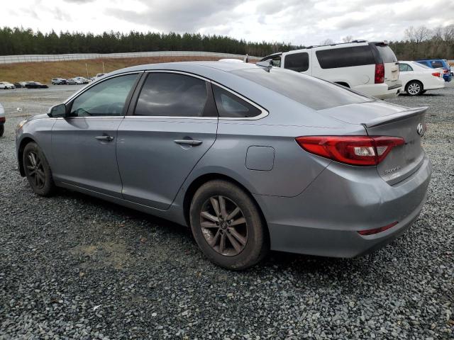 5NPE24AF2FH214526 - 2015 HYUNDAI SONATA SE GRAY photo 2