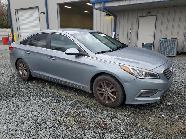 5NPE24AF2FH214526 - 2015 HYUNDAI SONATA SE GRAY photo 4