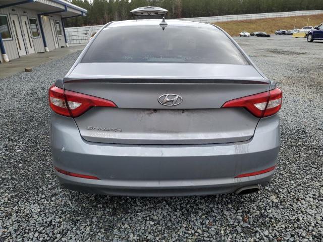 5NPE24AF2FH214526 - 2015 HYUNDAI SONATA SE GRAY photo 6