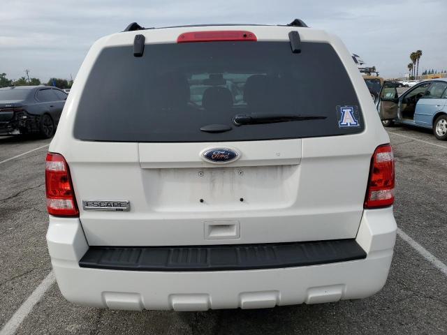 1FMCU0D74BKC37943 - 2011 FORD ESCAPE XLT WHITE photo 6