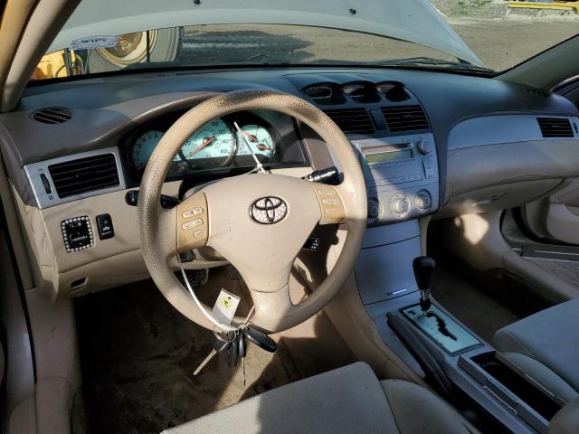 4T1CE38P25U528555 - 2005 TOYOTA CAMRY SOLA SE BEIGE photo 8