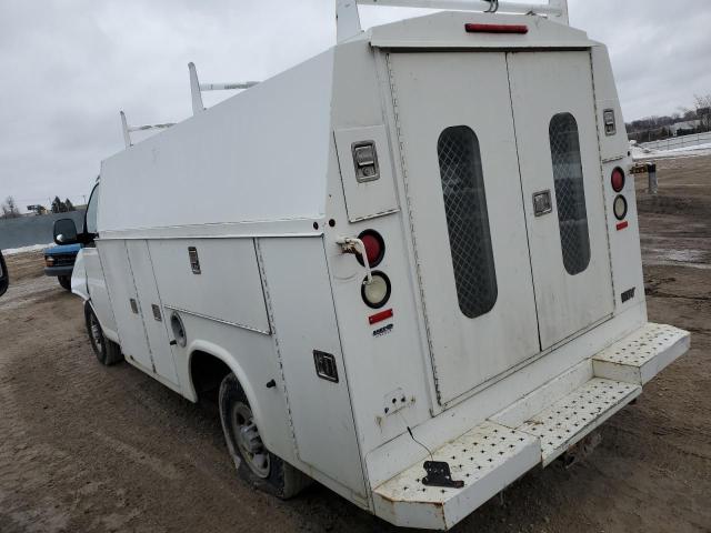 1GBHG31U071253362 - 2007 CHEVROLET EXPRESS G3 WHITE photo 2