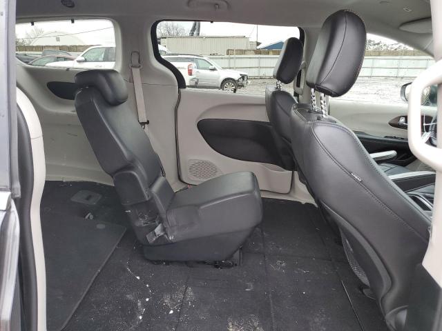 2C4RC1BG1JR353434 - 2018 CHRYSLER PACIFICA TOURING L CHARCOAL photo 11