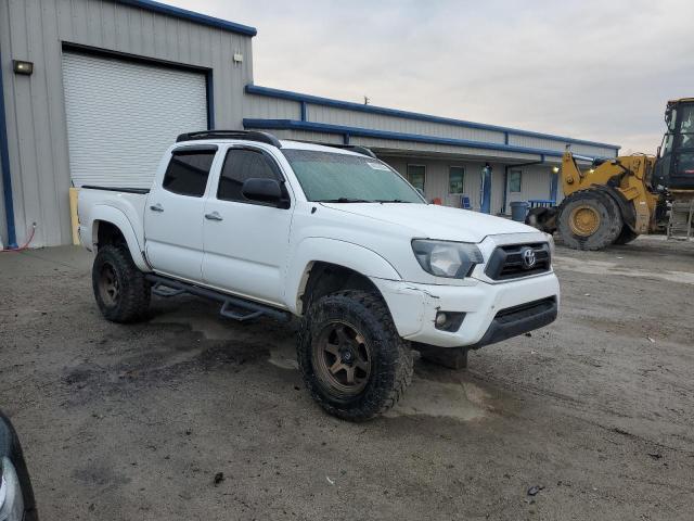 5TFJU4GN5CX016465 - 2012 TOYOTA TACOMA DOUBLE CAB PRERUNNER WHITE photo 4