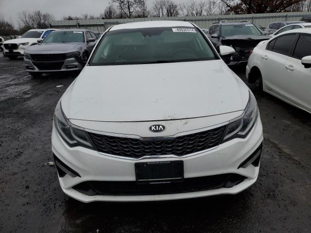 5XXGT4L31KG281956 - 2019 KIA OPTIMA LX WHITE photo 5